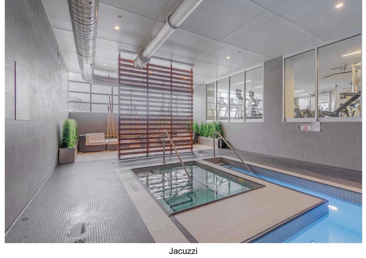 Three Br Condo Step To Cn Tower Rogers Center With Free Parking Торонто Екстериор снимка